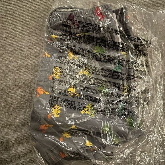 GAP Mickey Mouse Shorts - Picture 6 of 7